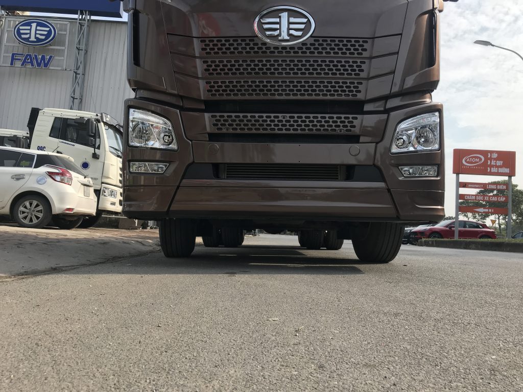 Xe Đầu Kéo 460 Hp Yuchai Faw Jh6