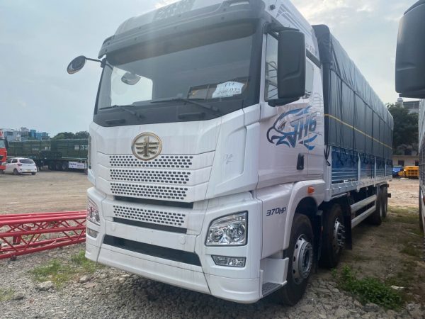 Xe Tải Faw 4 Chân Thùng 2m52 Jh6