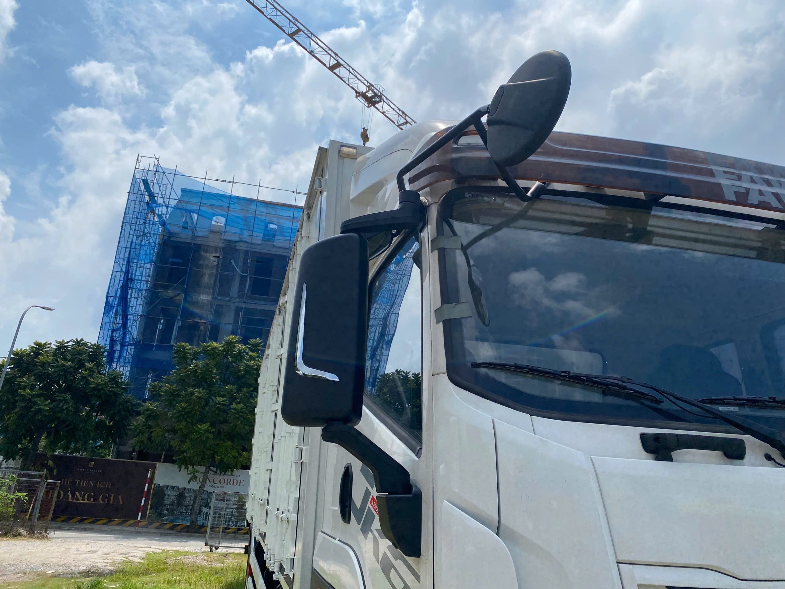 Xe Tải Faw J6K 220 Bản Full Tiêu Chuẩn