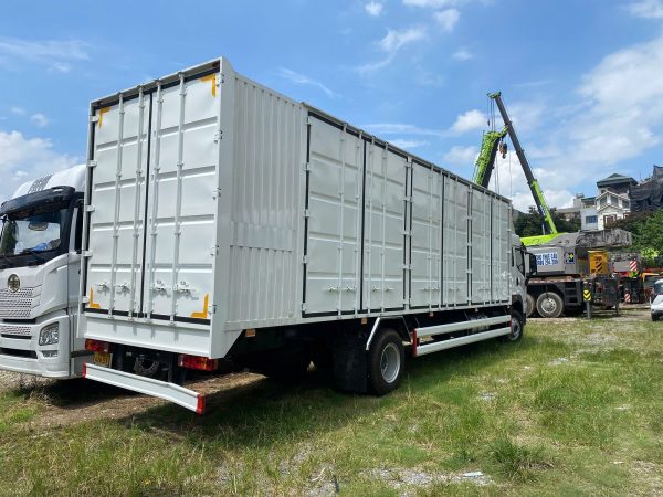 Xe Tải Faw J6K 220 Bản Full Tiêu Chuẩn