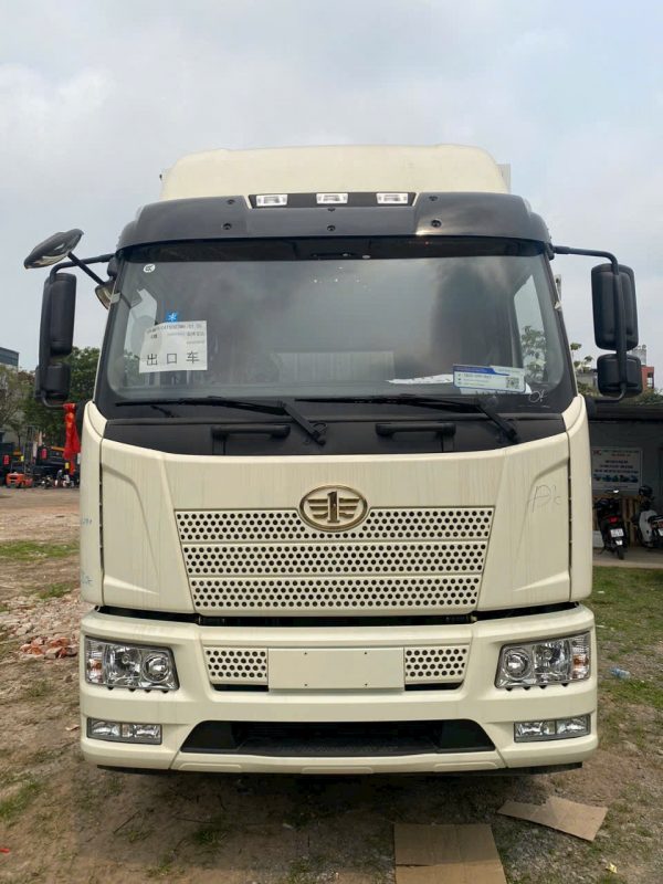 Xe Tải FAW J6L 220HP – Thùng Dài 9m7, Giá Tốt Nhất Tại Hà Nội [2025]